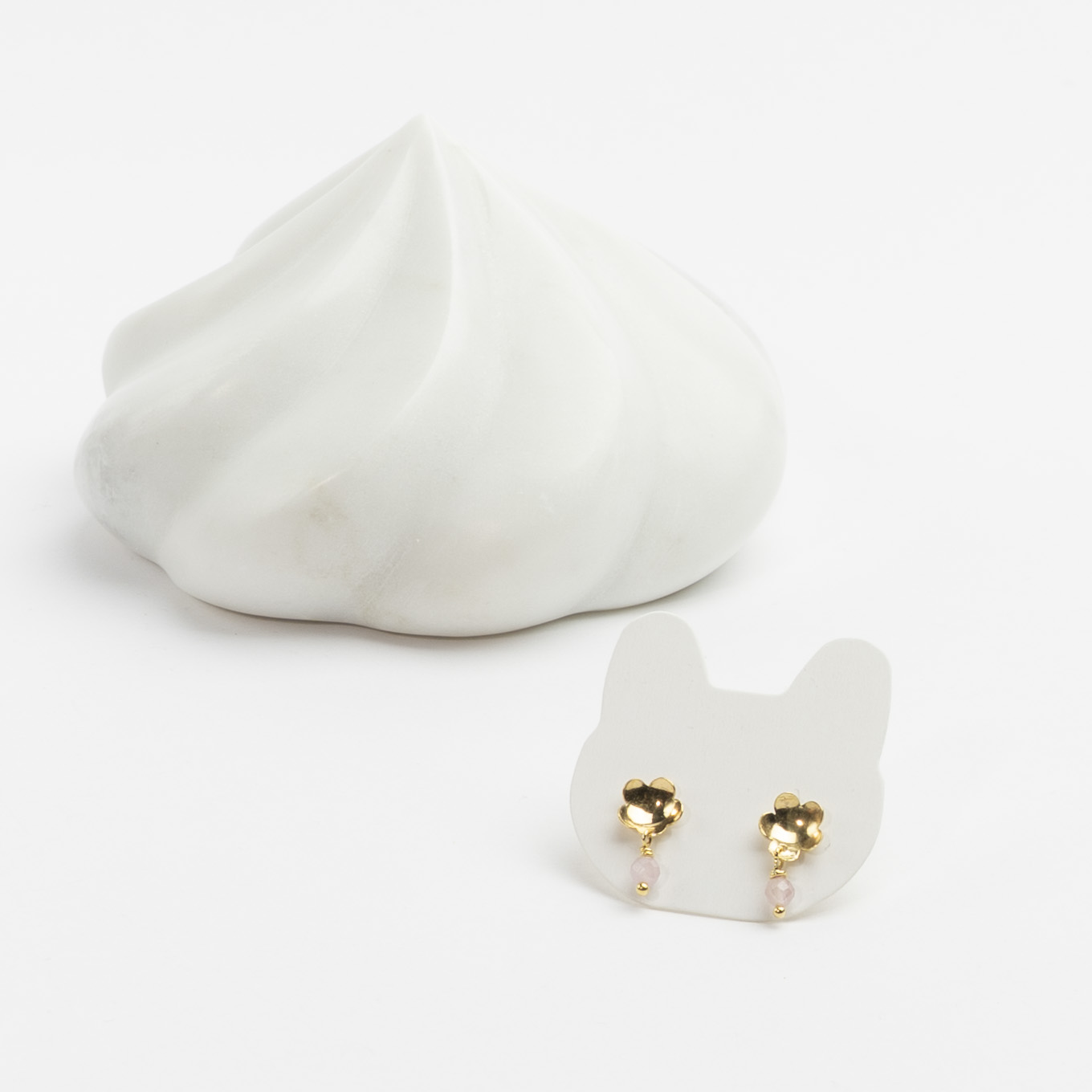 Small Flowers - ørestikker catz for kids, håndlavede smykker fra eget værksted