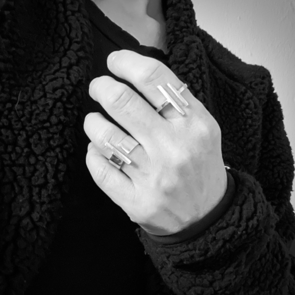 bauhaus Ring catz