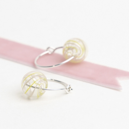 Bubble hoop - gul/hvid - catz - håndlavede smykker fra eget værksted