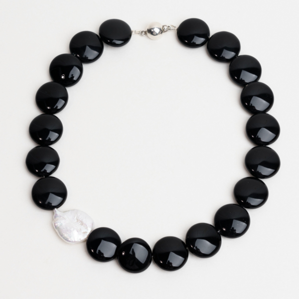 Chunky Pearl Coin - Onyx halskæde