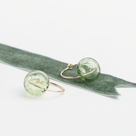 Bubble Hoop - green stripe catz, håndlavede smykker fra eget værksted