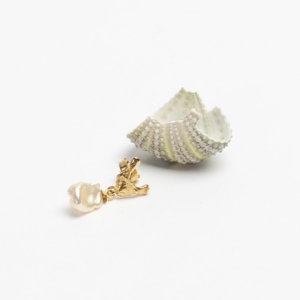 Aqua Single Earstud - no. 5 catz