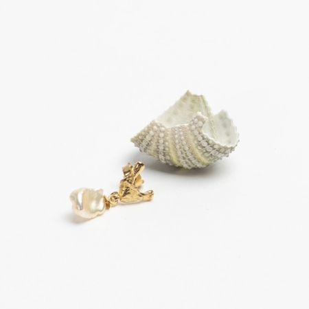 Aqua Single Earstud - no. 5 catz