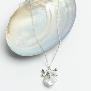 Aqua Pendant - no. 3 catz