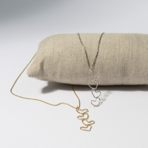 Four Hearts - Halskæde, catz ,håndlavede smykker fra eget værksted