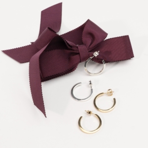 Circle ear studs catz bauhaus - håndlavede smykker fra eget værksted